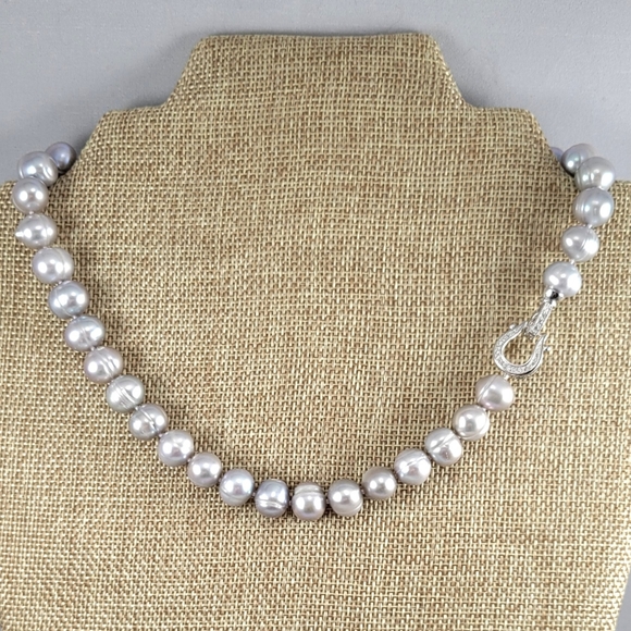 fstepka Jewelry - REAL 17" Gray Pearl Necklace
